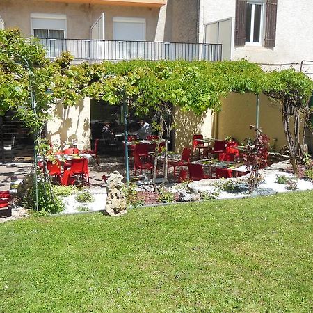 Hotel Restaurant Henry Puy-lʼÉvêque Εξωτερικό φωτογραφία